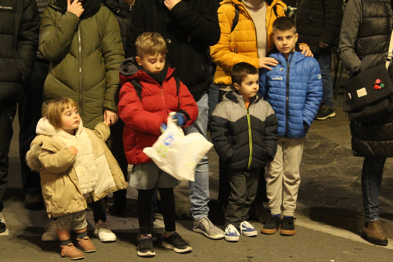 Fotos: Los Reyes reparten ilusión en Urola Kosta