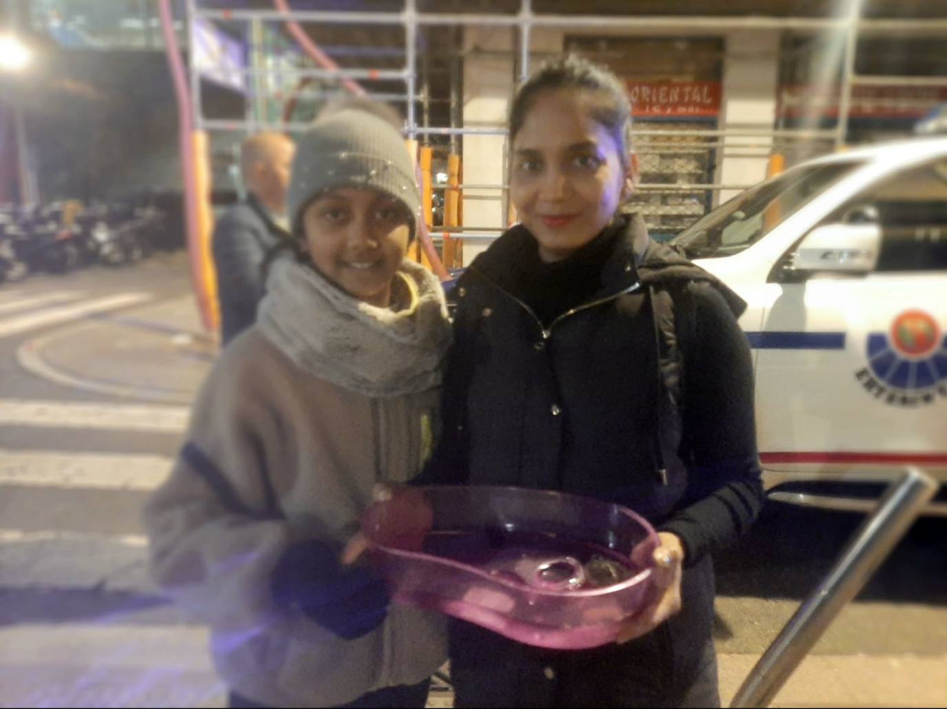 Fotos: Desalojan a 20 familias en Pasai Antxo