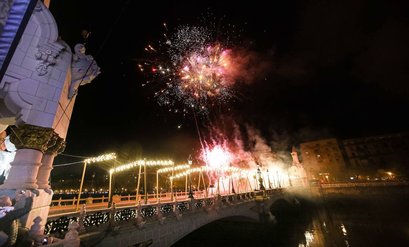 Fotos: Donostia apaga la Navidad