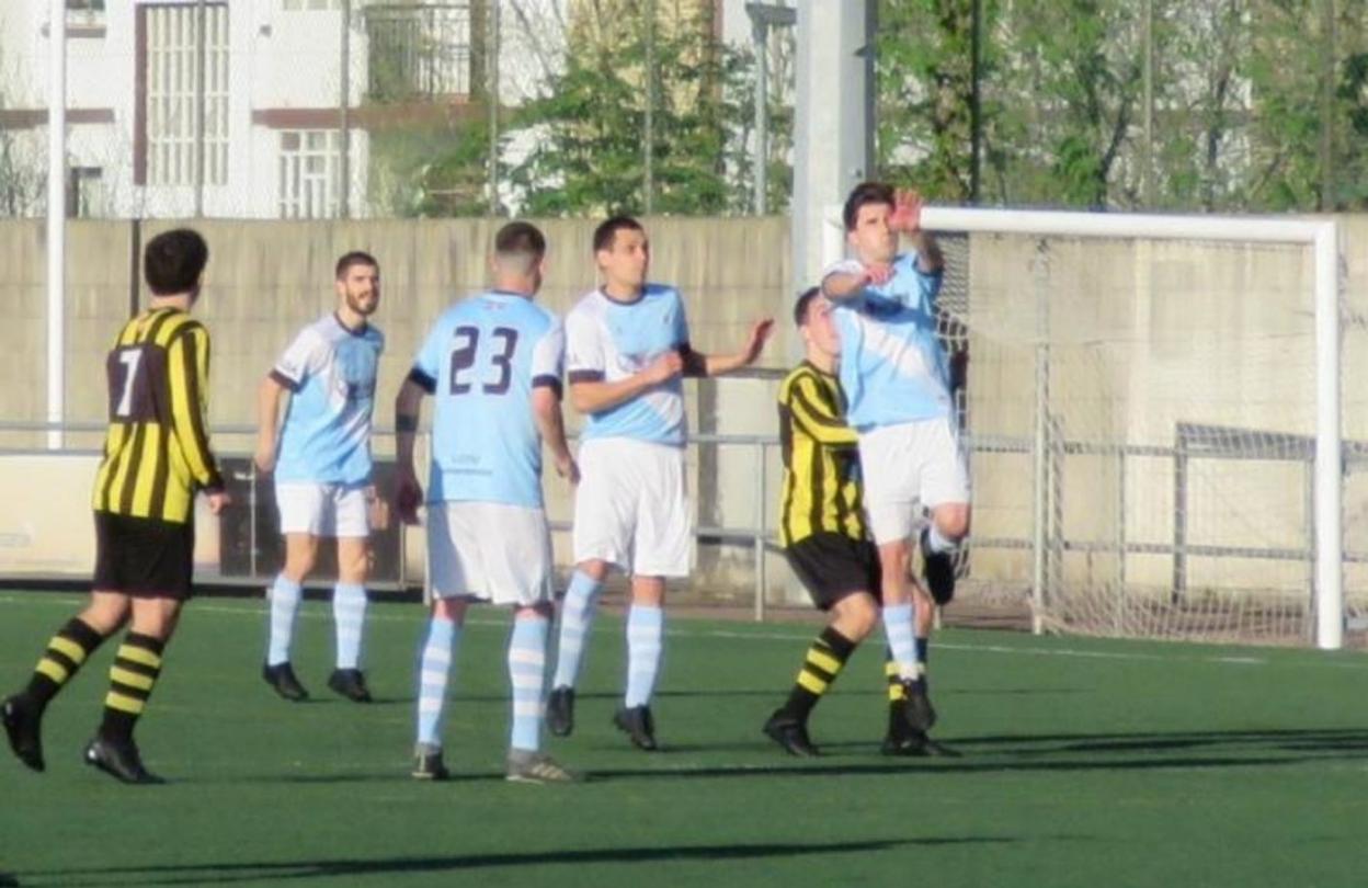 El primer equipo de la UDA intentará sumar tres puntos para poder escalar posiciones. 