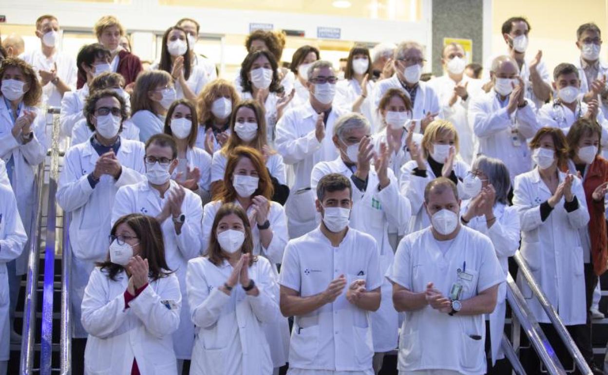 Concentración de los jefes de servicio este lunes.