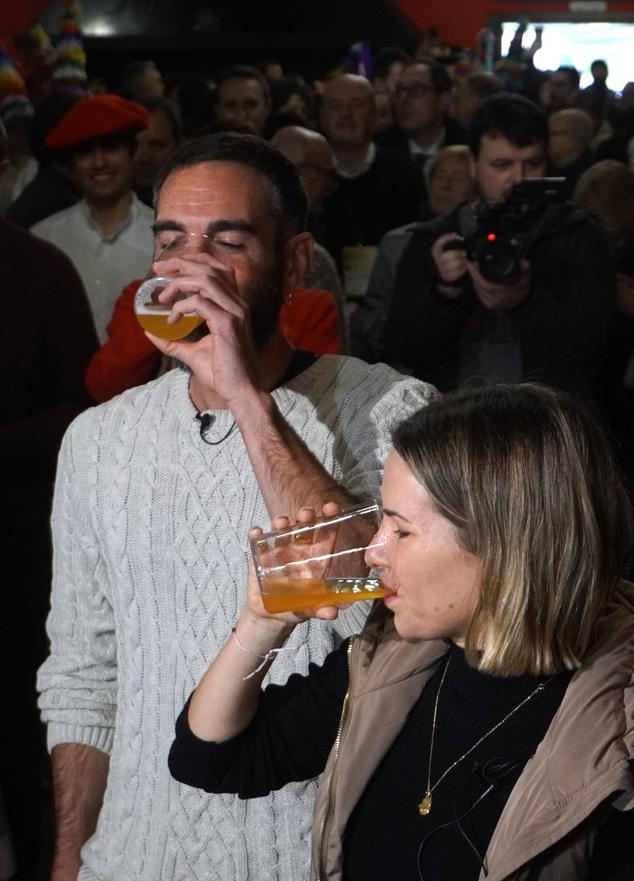 Fotos: Garmendia y Plazaola abren la temporada del txotx: «Gure sagardo berria!»