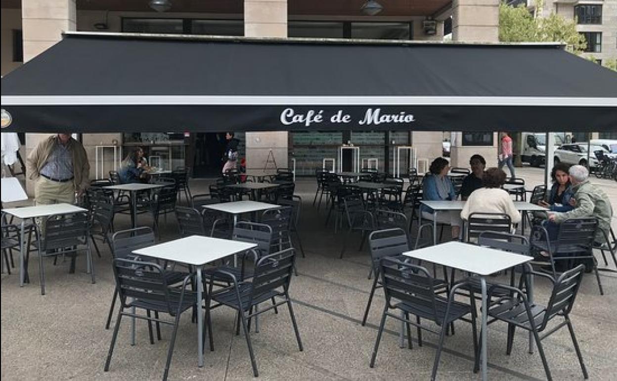 Exterior del Café de Mario en el barrio donostiarra de Benta Berri. 