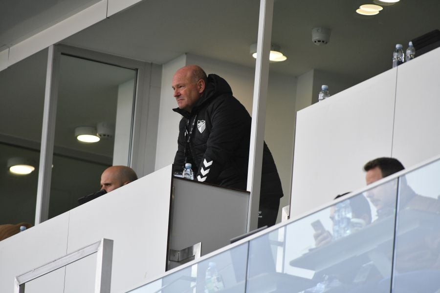 Fotos: El Eibar se hace más líder