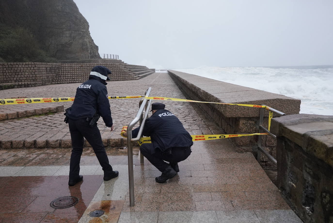 Fotos: Jornada desapacible con lluvia, viento y oleaje