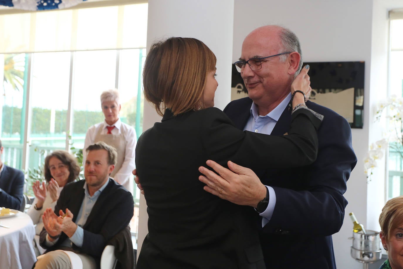 DV rindió homenaje a los Tambores de Oro de Donostia.