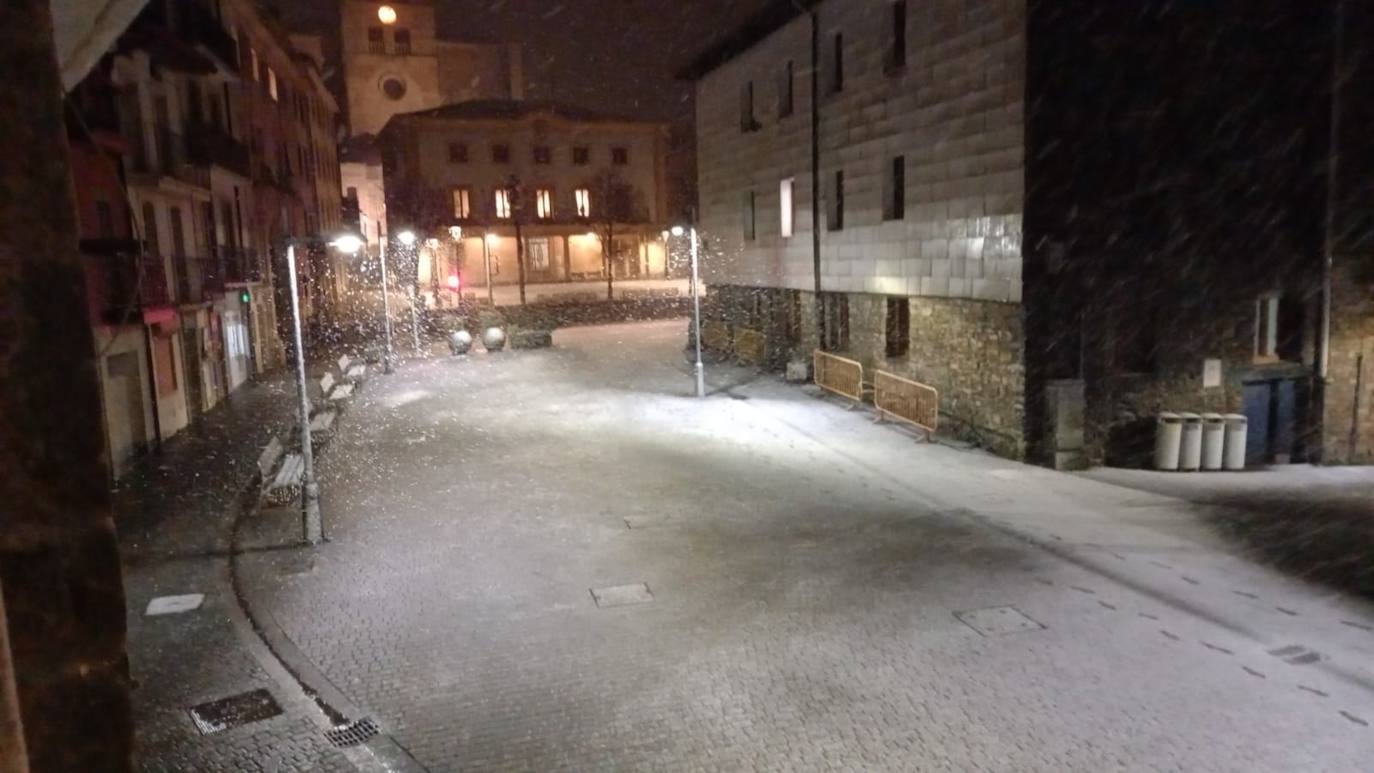Fotos: La nieve llega a Gipuzkoa
