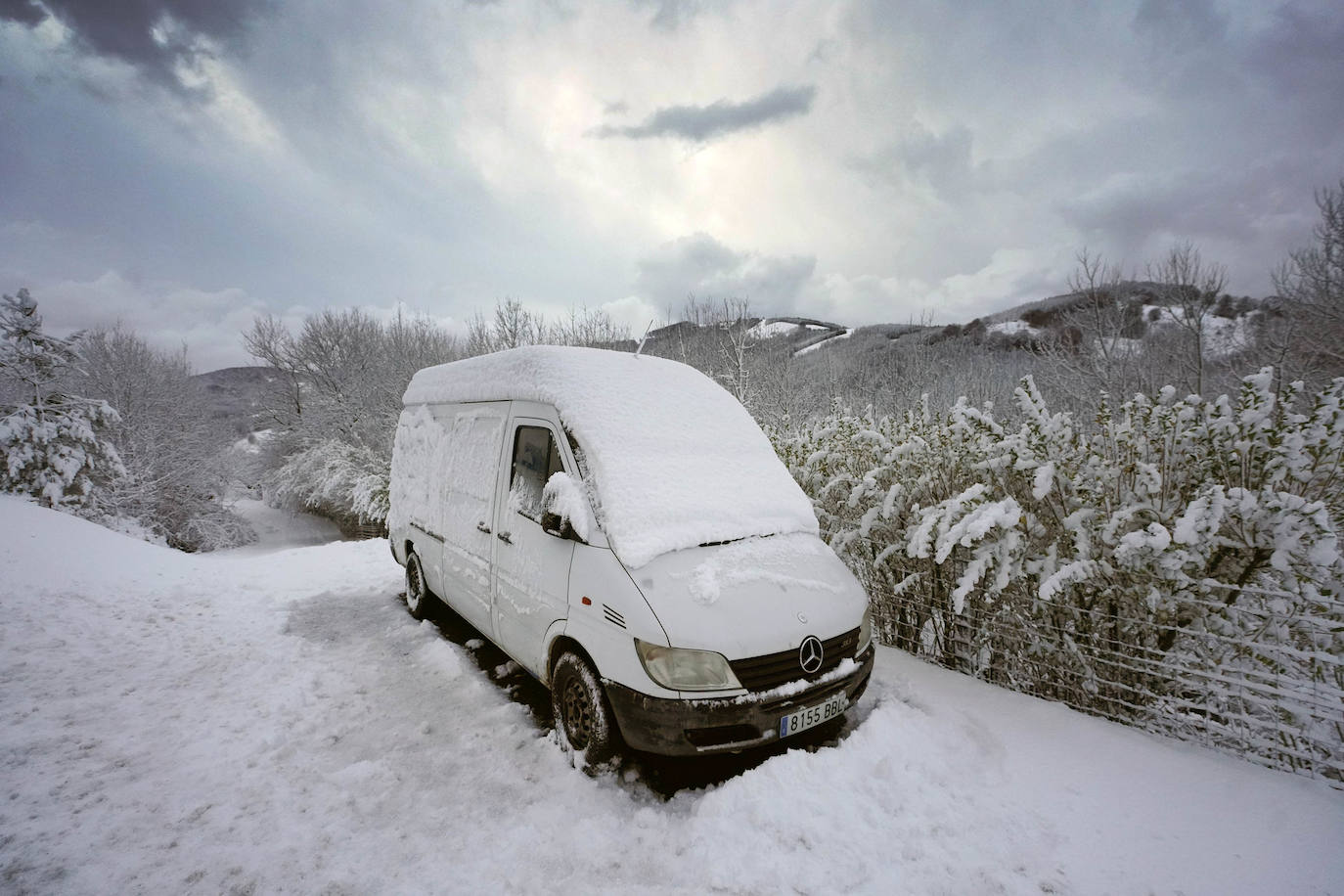 Fotos: Berastegi, bajo un manto de nieve