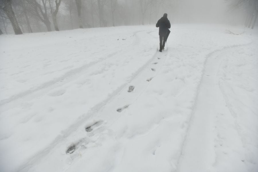 Fotos: El alto de Arrate, cubierto de nieve