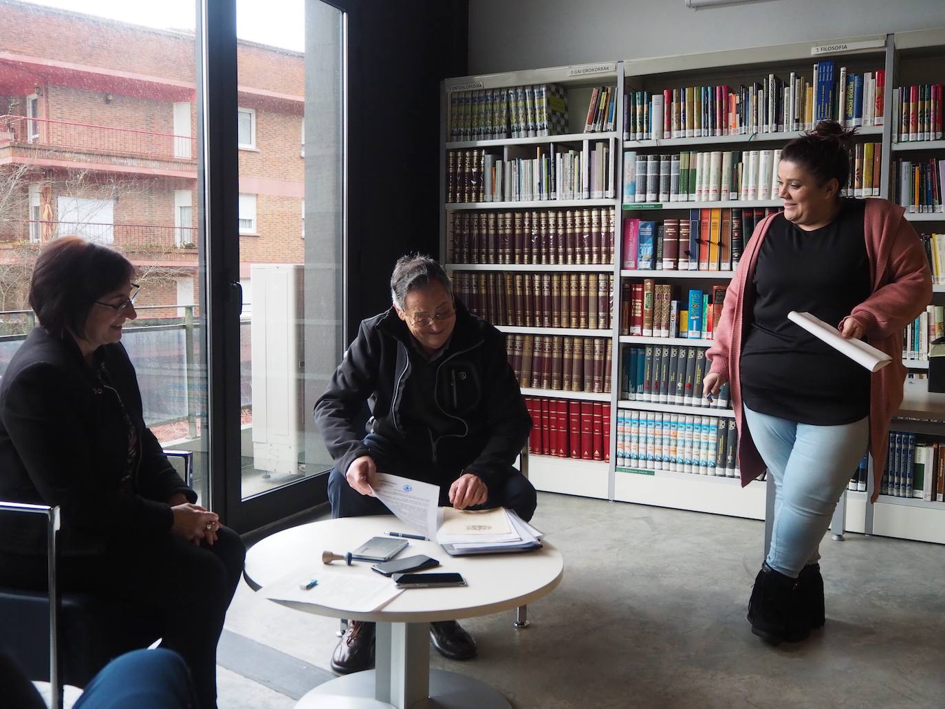 Fotos: Bildumaren dohaintza ekitaldia iruditan