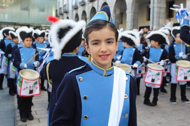 Fotos: Alegre tamborrada en Azpeitia