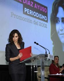 Imagen secundaria 2 - Momentos del acto de Ayuso en la Universidad Complutense. 