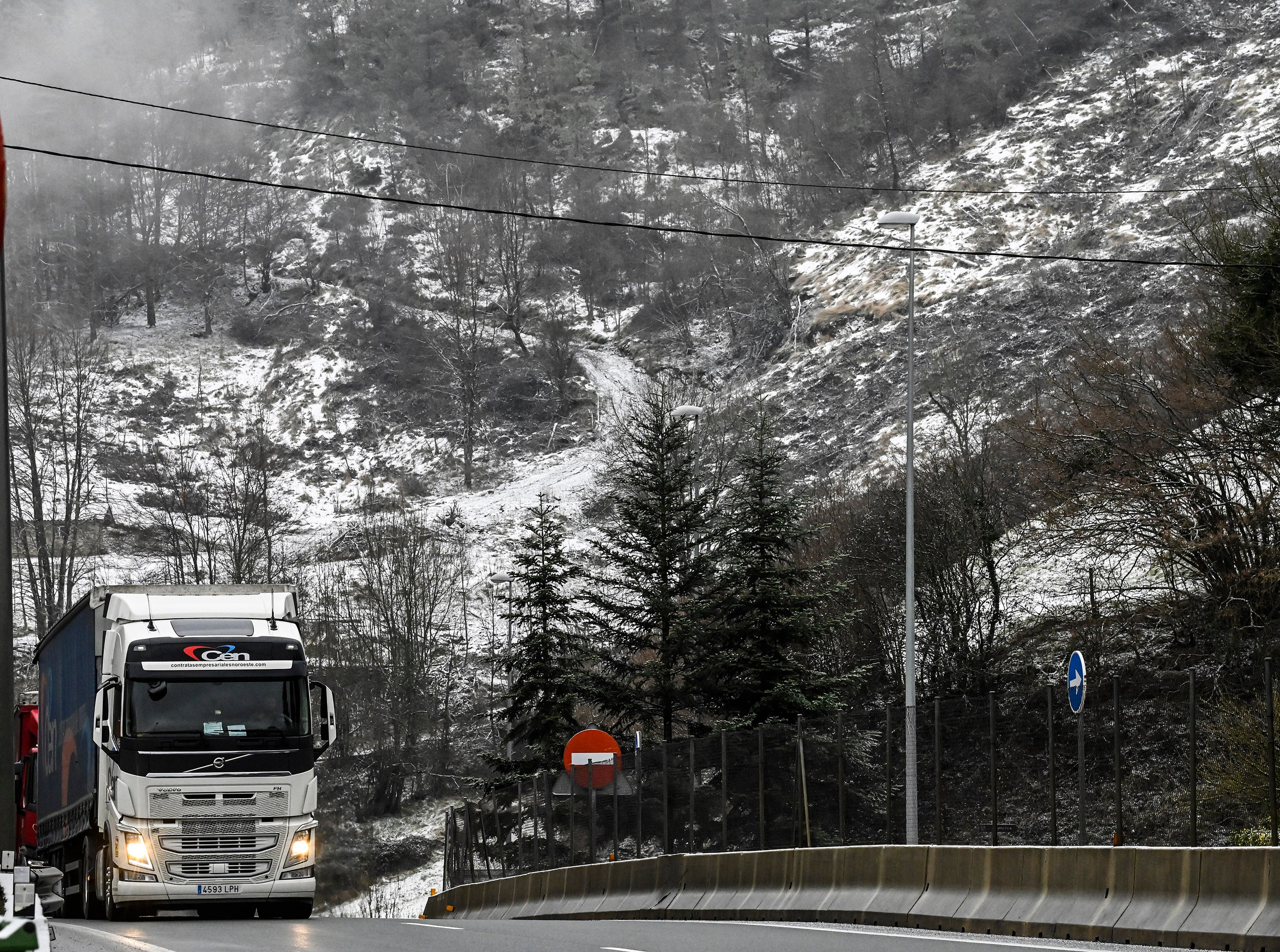 Fotos: Frío y nieve en Etzegarate