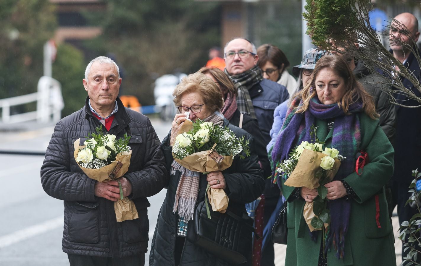 Fotos: Homenaje a dos guardias civiles en Egia