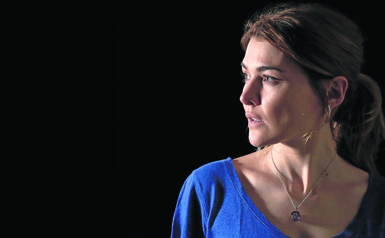 Marta Nieto interpreta hoy en San Sebastián el monólogo 'La infamia', una historia real sobre el secuestro de una periodista. 