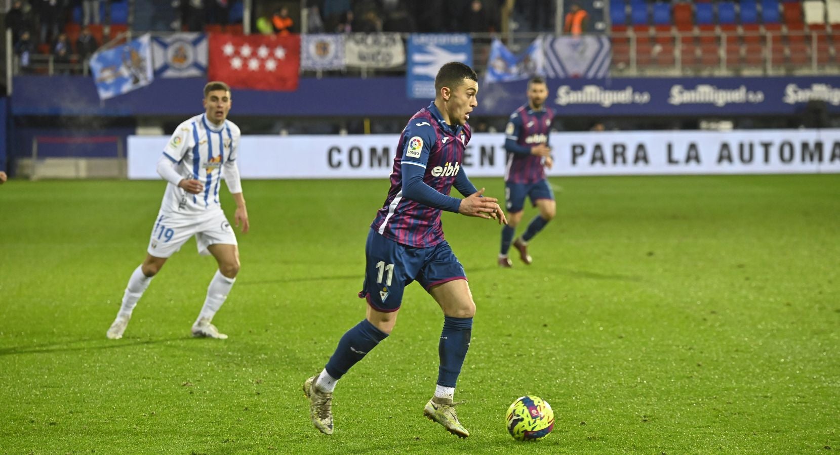 Fotos: El Eibar empata en casa ante el Leganés