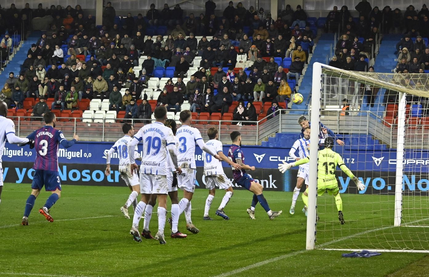 Fotos: El Eibar empata en casa ante el Leganés