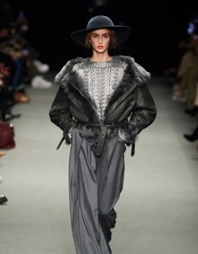 Imagen secundaria 2 - Desfile de Dolce & Gabbana y Alberta Ferretti