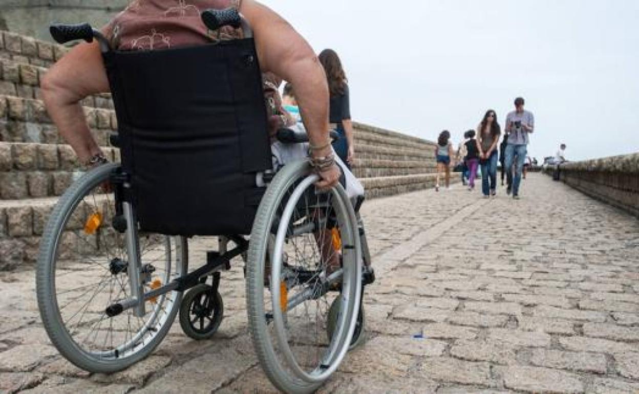 Elkartu recurre OPE de estabilización de la Diputación de Gipuzkoa por no reservar plazas para personas con discapacidad