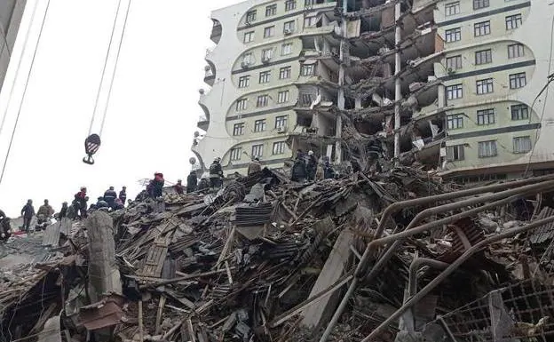 Some buildings affected by Monday's earthquake in Turkey and Syria have been left standing but with serious damage