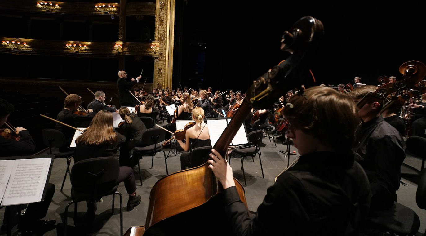 Así se prepara el concierto de Año Nuevo de la EGO