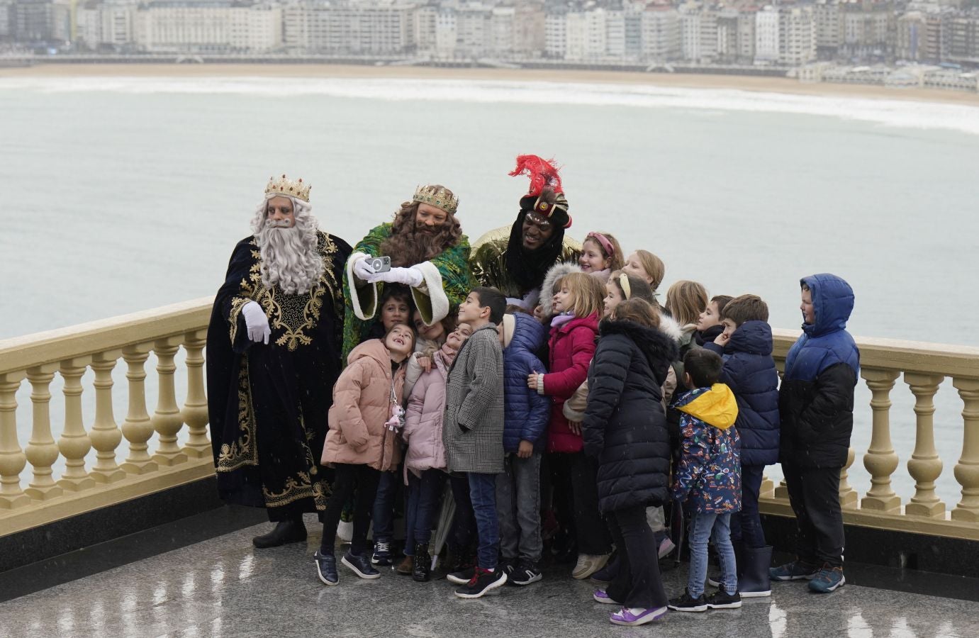 Los Reyes Magos reparten ilusión