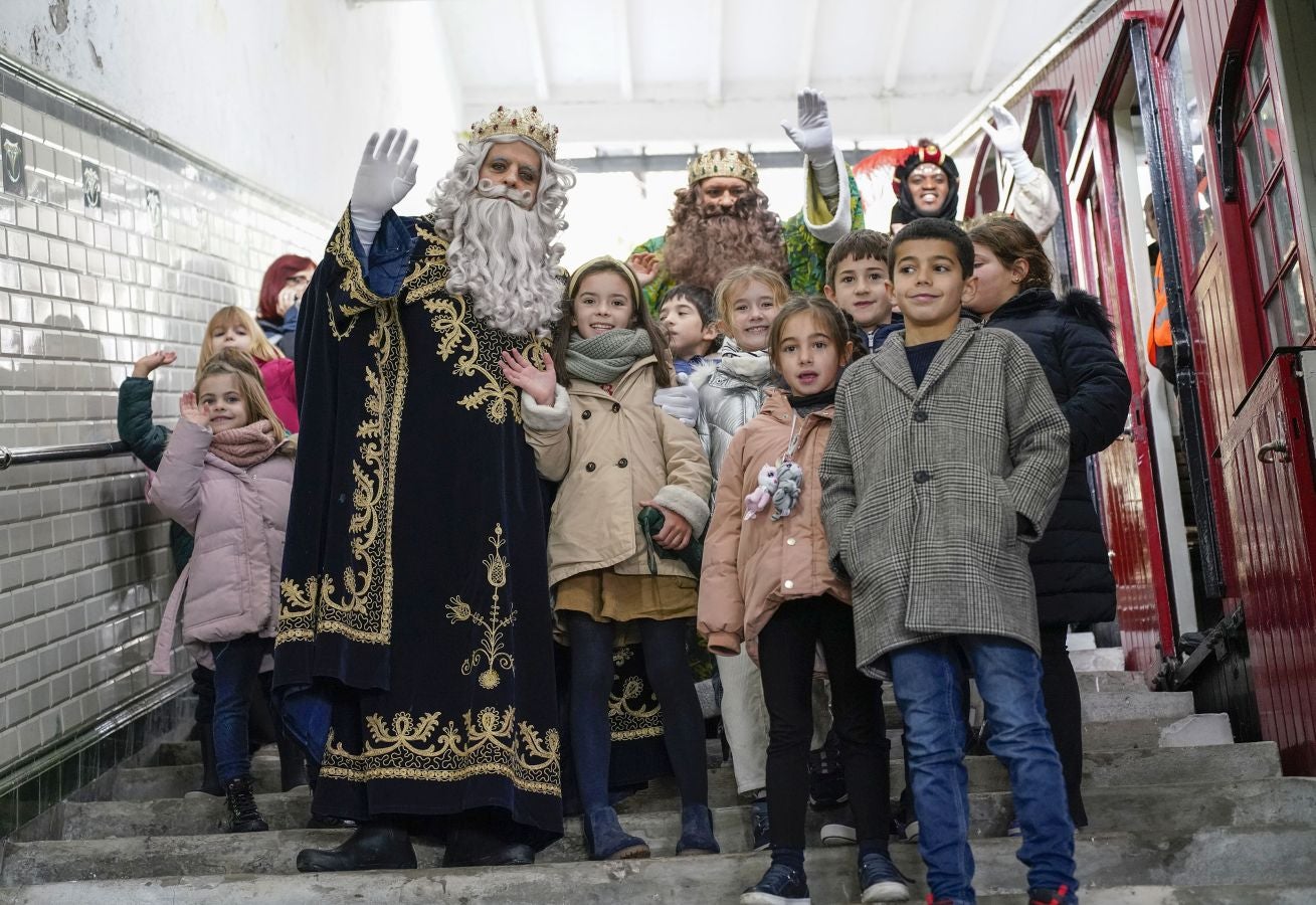 Los Reyes Magos reparten ilusión