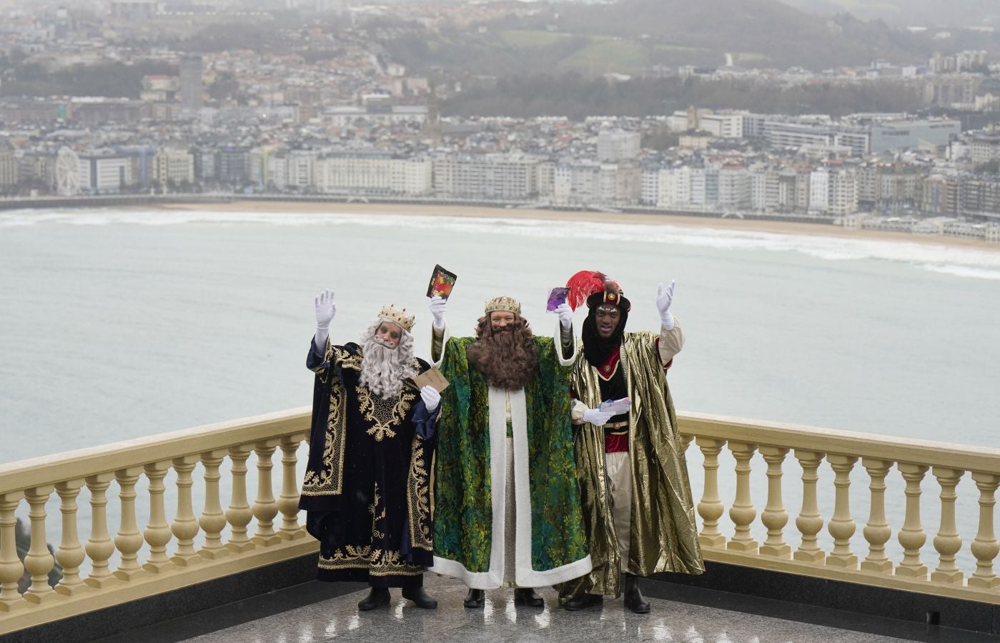 Los Reyes Magos reparten ilusión