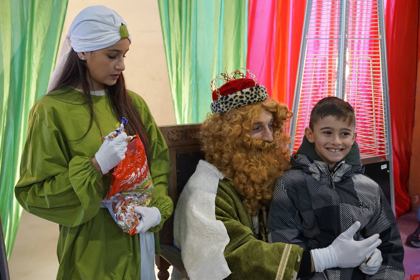 Los Reyes Magos ya se han reunido con cientos de beasaindarras