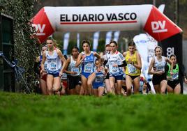 El cross internacional ha contado con un plantel de atletas de lujo con el barro, el frío y la lluvia como invitados.