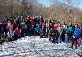 El mensual calendario de salidas se abrirá el próximo día 21 permitiendo disfrutar de lab elleza de la montaña en todas las estaciones .