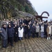 Una foto de familia para comenzar a celebrar a Chillida