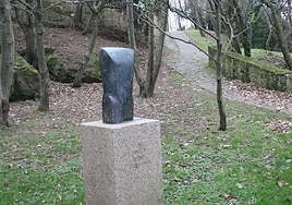 El 'Homenaje a Pedro Arana' de Eduardo Chillida, en Urgull.