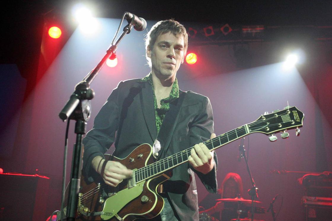 2005: en la extinta Rock Star de Illunbe. Su concierto en una de aquellas discotecas que rodeaban el coso taurino, y que cerraron en 2013, no pasaría a la historia. «Falta swing está noche», le dijo al público.