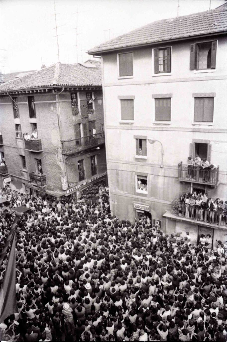Mucha gente (festiva) en Errenteria.