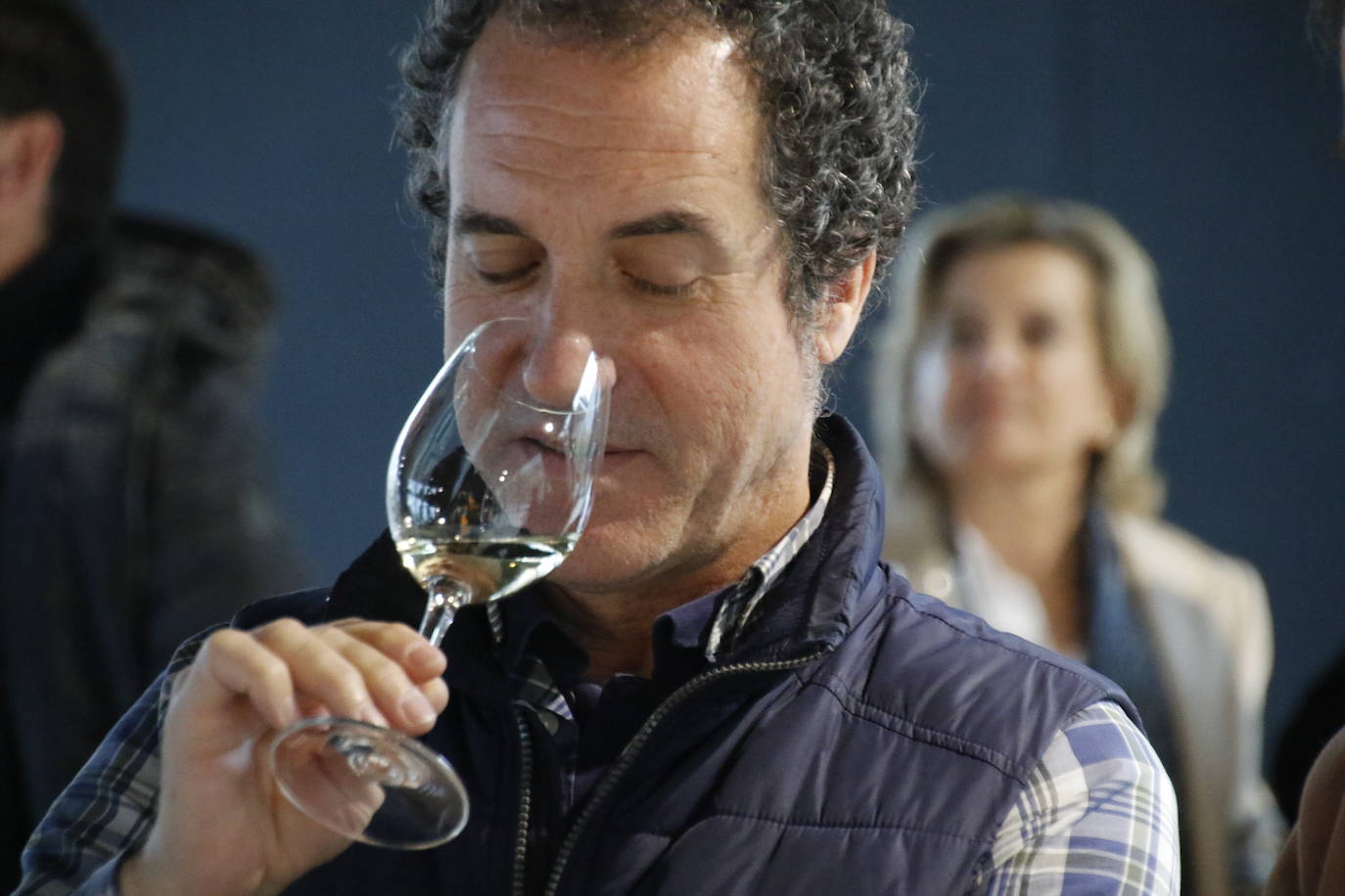 Nueva cosecha del txakoli de Getaria