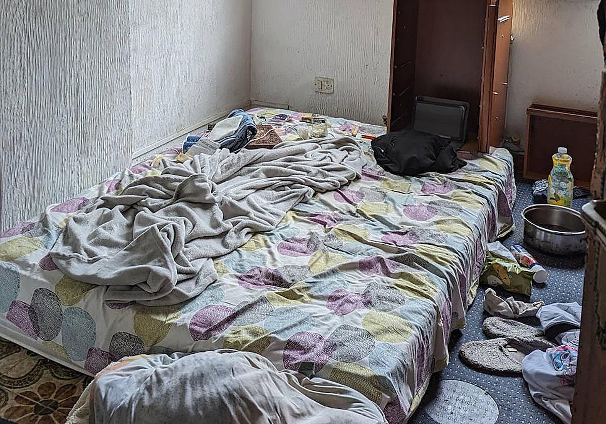 Una de las habitaciones del piso.