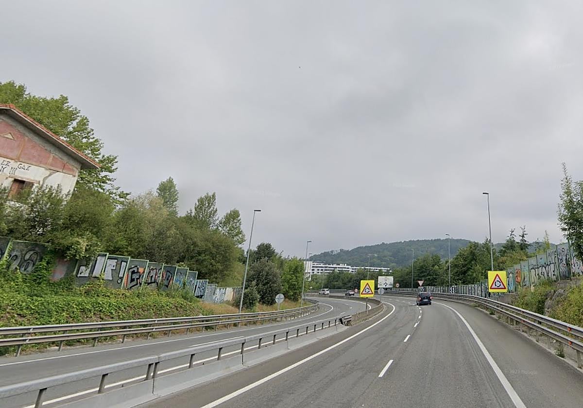 Un herido en un accidente múltiple en la GI-41 entre Astigarraga y Donostia