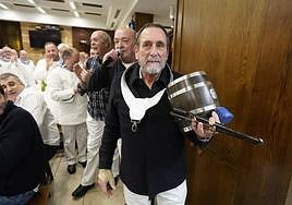 José Ignacio Ayestarán ha recibido el Barril de Oro de Gaztelubide.