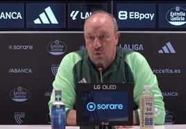 Rafa Benítez durante la rueda de prensa de este viernes.