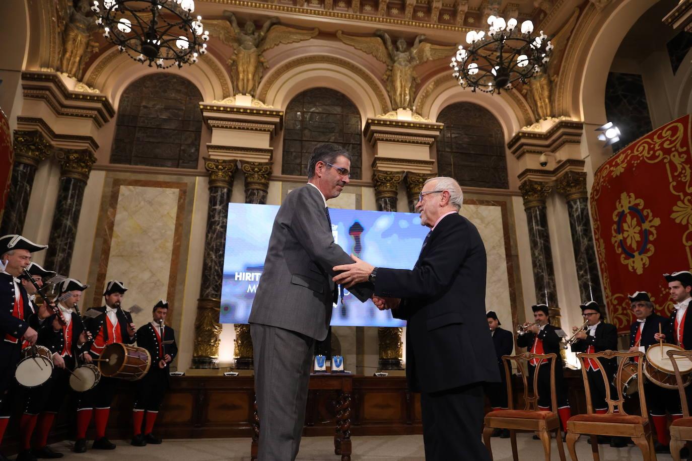 La entrega de Medallas al Mérito Ciudadano, en imágenes