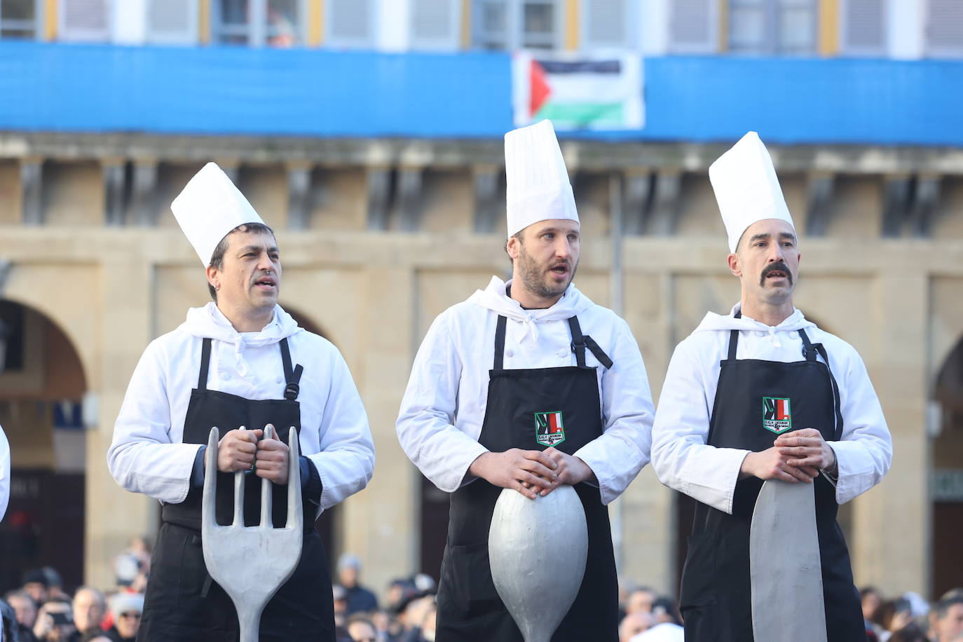 Kale Lagunak recorre las calles de la Parte Vieja