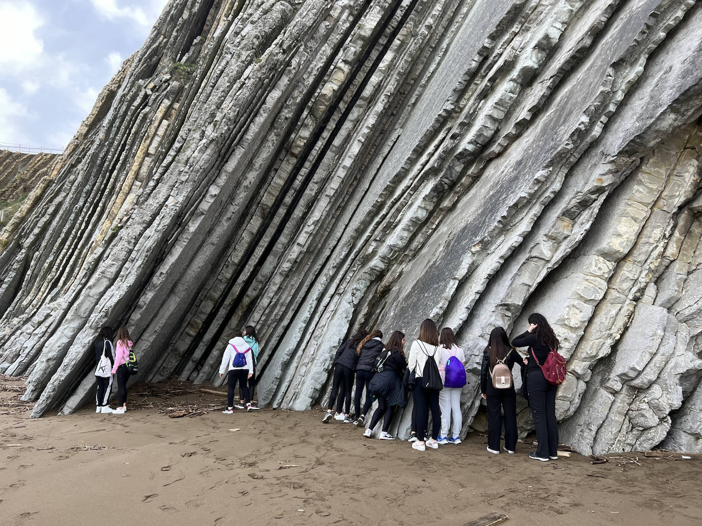 Oianguren institutuko DBH4ko ikasleak ezagutu