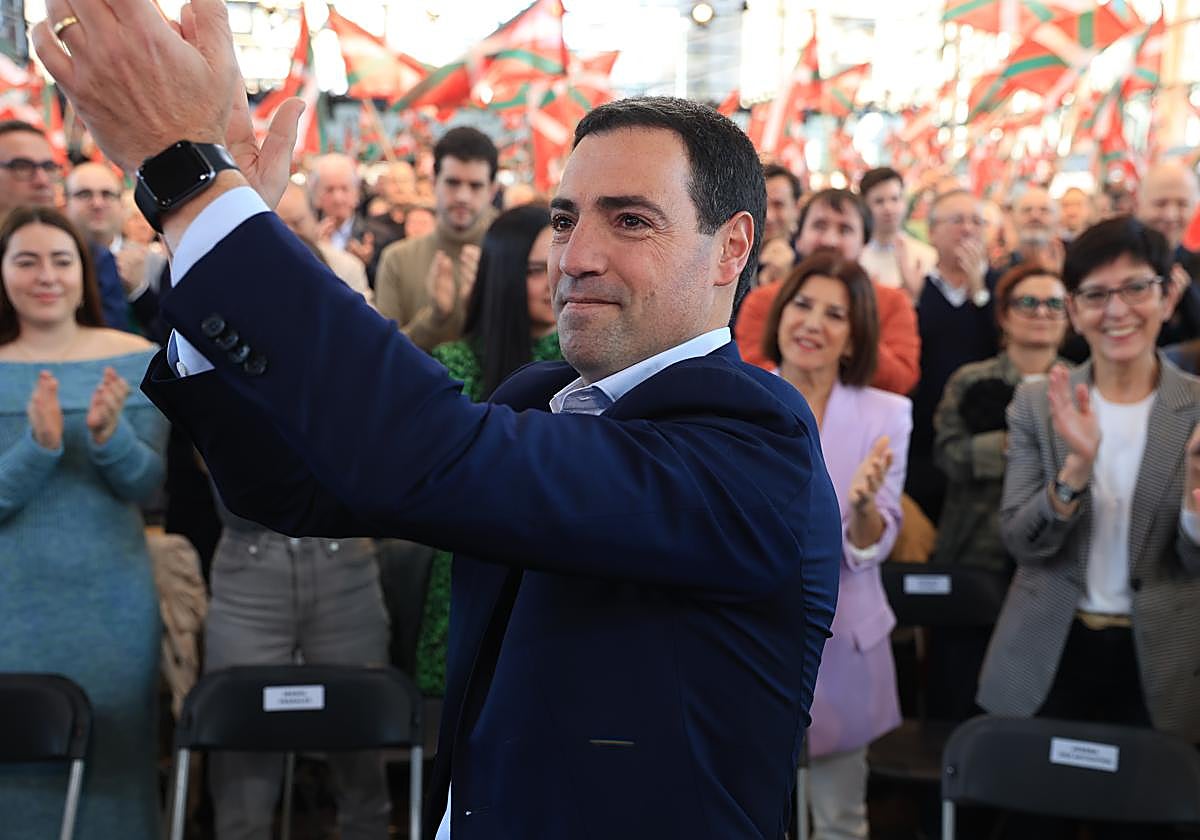 Imanol Pradales en el acto celebrado por el PNV el sábado en Durango.