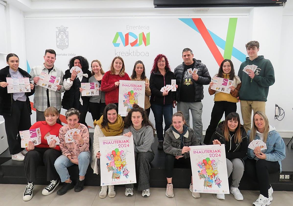 Miembros de la Comisión presentaron en la Sala Reina el programa completo de los Carnavales.