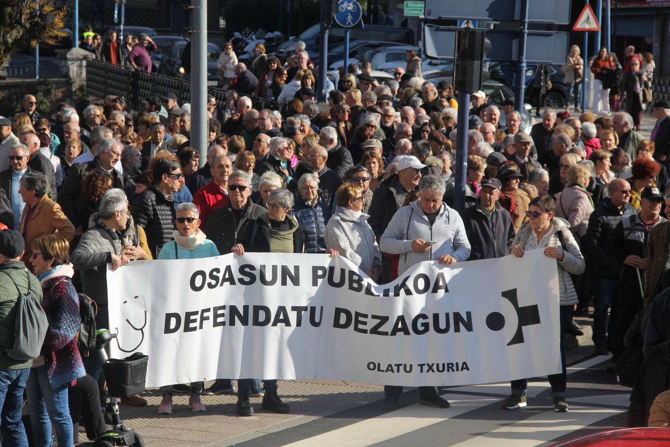 La protesta en Errenteria por Iztieta, en imágenes