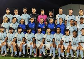 El primer equipo de la UDA en la foto oficial.