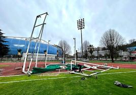 El viento tumba la jaula de lanzamiento del Miniestadio de Anoeta