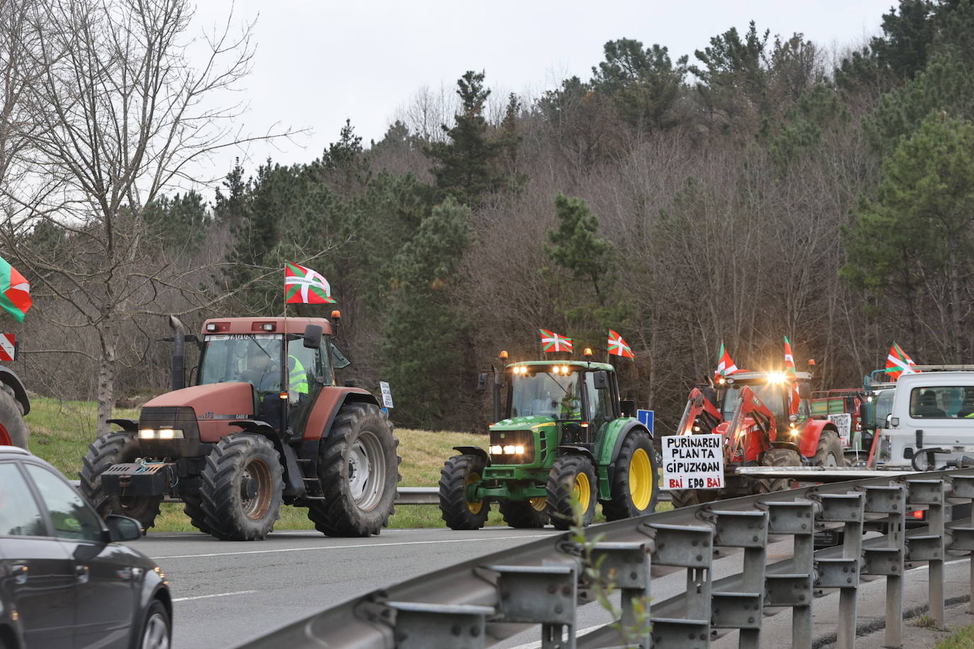 Las &#039;tractoradas&#039; llegan a Gipuzkoa