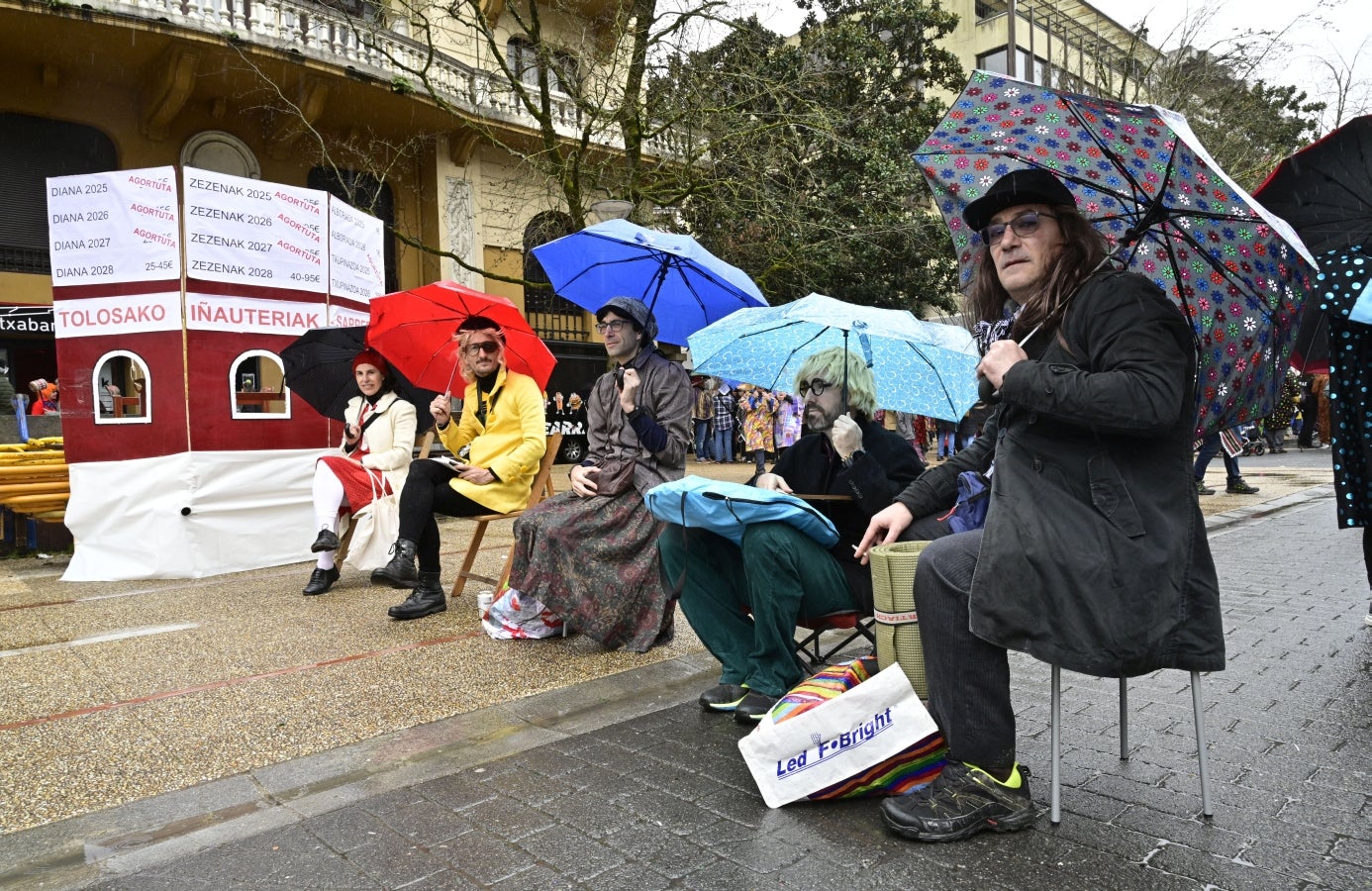 La imaginación gana a la lluvia y al viento en Tolosa
